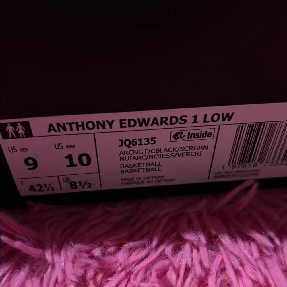 Adidas Anthony Edward’s 1 Low Basketball Shoes Men Size 9